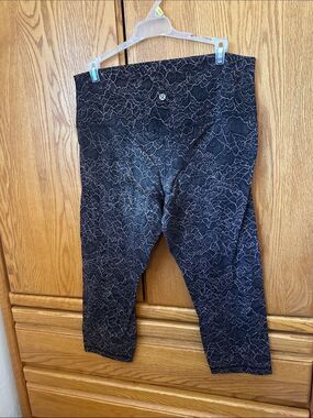 Lululemon Align Lace capri